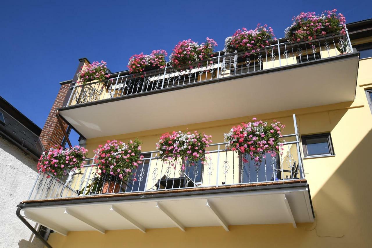 Marktplatz Mountain View Gmunden Exterior photo