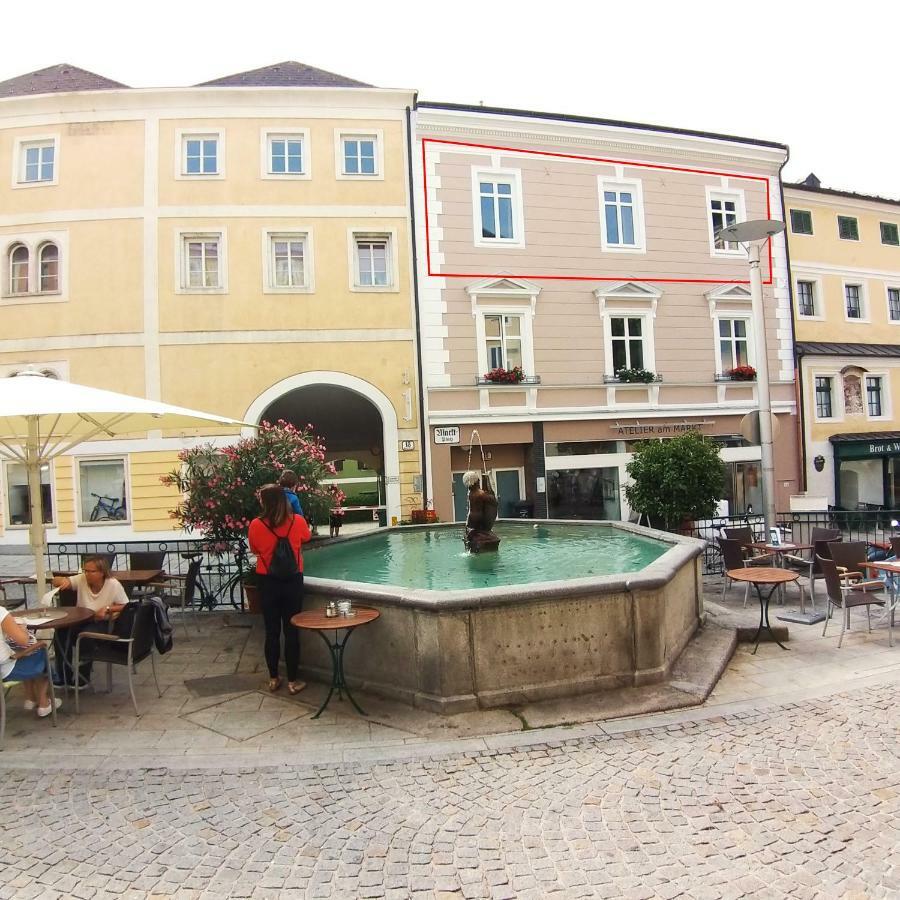 Marktplatz Mountain View Gmunden Exterior photo